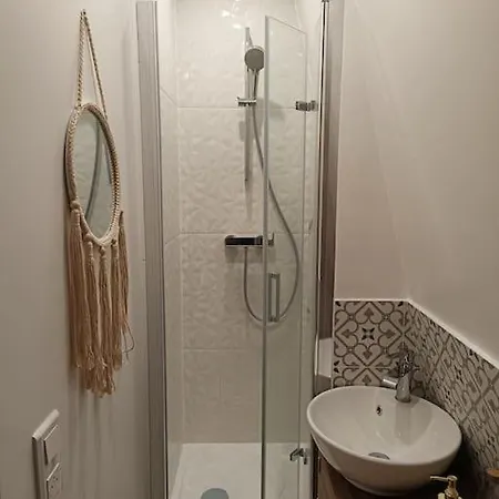 Apartment Appartement, Nation, 1mn A Pied Du Metro 1,2,6,9 Et Rer A, 2-6p,2br- 2 Toilet-1wc *