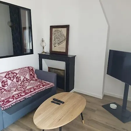 Apartment Appartement, Nation, 1mn A Pied Du Metro 1,2,6,9 Et Rer A, 2-6p,2br- 2 Toilet-1wc
