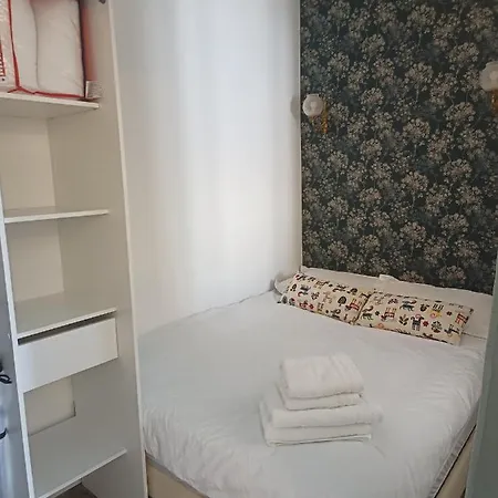 Appartement, Nation, 1mn A Pied Du Metro 1,2,6,9 Et Rer A, 2-6p,2br- 2 Toilet-1wc Apartment *